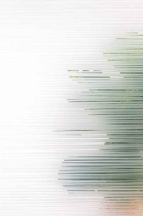 Kira - Motif de lignes entrecroisées